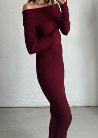 MADONNA YAKA UZUN TRİKO ELBİSE