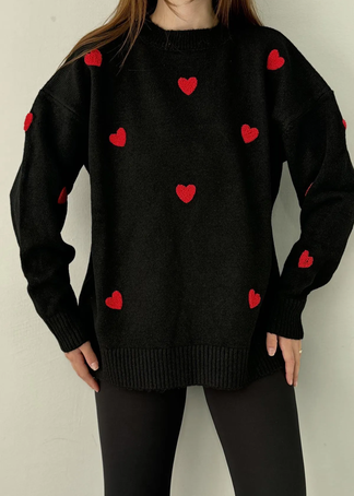 Kalp Nakışlı Triko Kazak